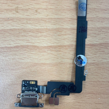 IPHONE16PROMAX尾插 黑色