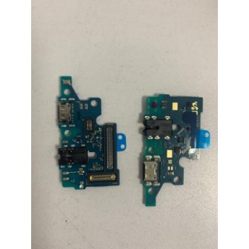 A71 4G/A715尾插小板