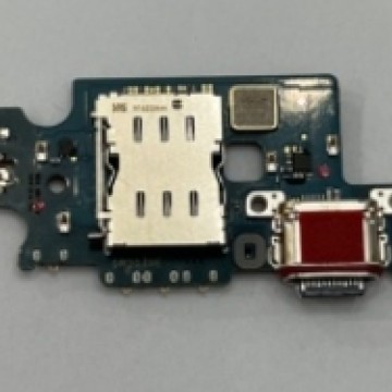 S22+/S22PLUS尾插小板 